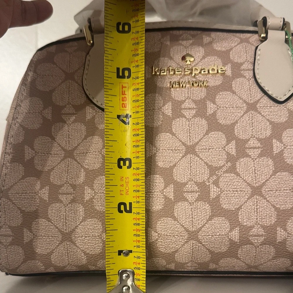Kate Spade NY NWT Tan and Cream Cyndy Crossbody Satchel